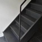 eiken trap met tegentreden en een bloktrede