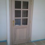 eiken deur met geslepen facetten glas