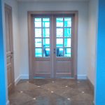 eiken dubbele deur met geslepen facetten glas