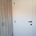 TS verfdeur met zwart geslag
